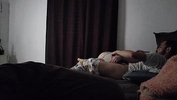 Tia Safada Arma Um Plano Ardiloso Para Dividir O Sofá Com O Sobrinho Gostoso