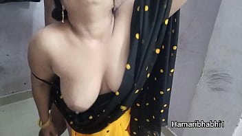 Sensual Bhabhi Menggoda Dengan Sari, Berakhir Dengan Adegan Panas Yang Menggila
