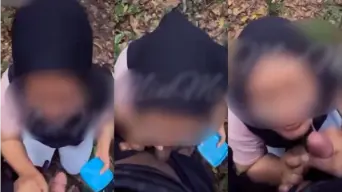 Menggoda Pacar Berhijab Untuk Melayani Di Tempat Terbuka