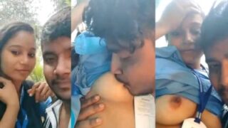 Mengisap Payudara Mahasiswi Di Alam Terbuka