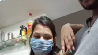 Pasangan Mesra Yang Tinggal Serumah Terekam Bercinta Dengan Penuh Gairah