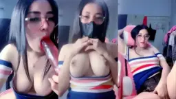 Rosalinda Si Cantik Nakal Dengan Payudara Menggoda