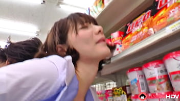 Airi Miyazaki, Si Jalang Jepang, Ngentot Keras Dan Ngeblow Kontol Di Dalam Toko Tanpa Sensor.