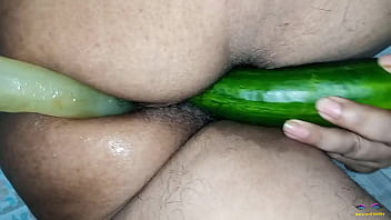 Timpa Lubang Pantat Dan Memek Gendut Istri India Montok Dengan Mentimun Dan Dildo – Riset Panas Dengan Suara Hindi Jernih