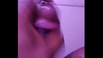 Live Streaming Bigo Bareng Spinach, Cewek Seksi Yang Bikin Gagal Fokus
