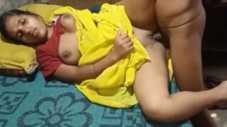 Bibi Desa Menggila Dengan Keponakan Di Ranjang