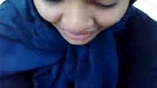 Gadis Dhaka Panas Mengulum Kontol Pacar Dalam Video Mms Asal Bangladesh