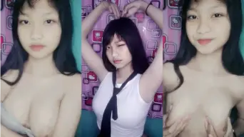 Gadis Mungil Menggoda Yang Bikin Heboh