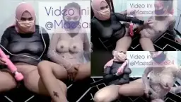 Laela Dan Sari Menggoyang Memek Mereka Bersama-sama – Maesarilaela24