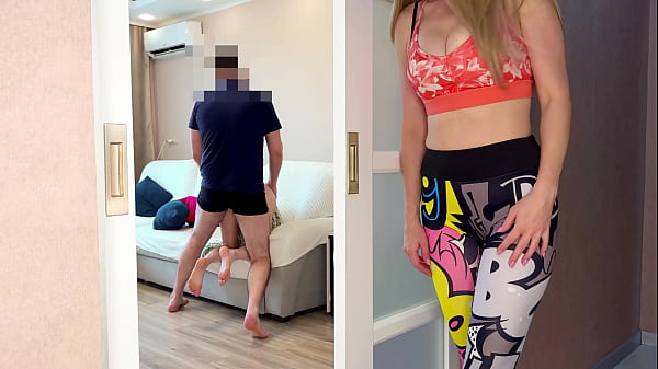 Saat Istriku Keluar, Aku Menggila Dengan Adik Perempuannya – Adegan Panas Amatir Rusia Dengan Percakapan Dan Subtitle Inggris