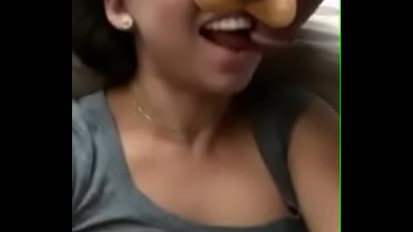 Tonggak Kenikmatan: Aksi Oral Menggoda Dari Gadis India