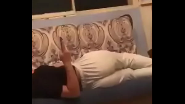 Tarian Nafsu Yang Membara Di Atas Panggung