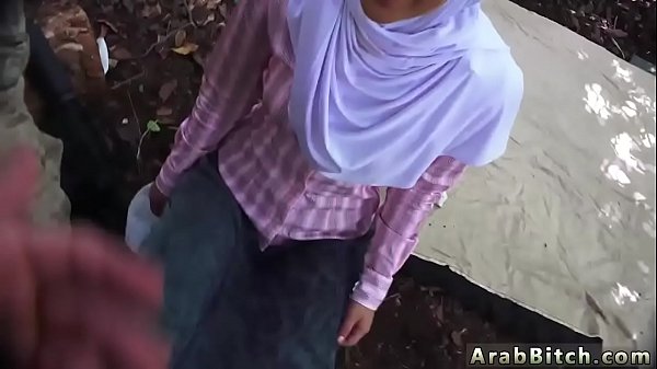 Arab Dan Cina Mesra Di Sekolah, Gadis Cantik Beraksi Di Rumah Yang Jauh