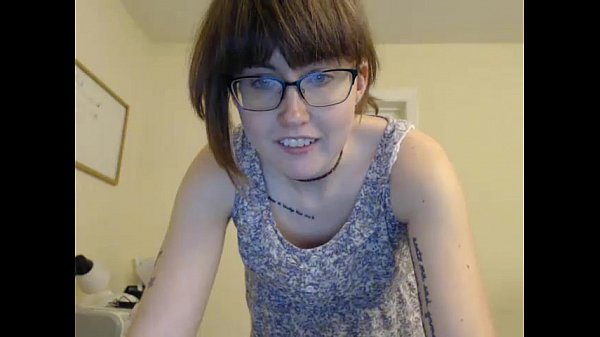 Gadis Nakal Camgirl Telanjang Bugil Di Live Webcam