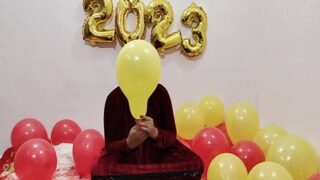 Pasangan India Merayakan Tahun Baru Dengan Bercinta Keras
