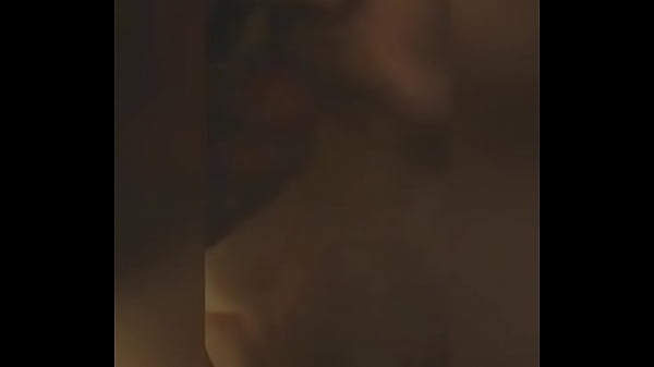 Istri Amatir Desi Mengisap Kontol Bule