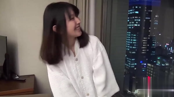 Gadis Asia Berumur 45 Tahun Yang Bergairah Dan Menggoda