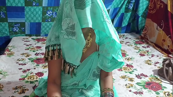 ससुर ने बहू को अकेले कमरे में बुलाकर उसकी इच्छाओं को भड़काया और बहू उसके लंड को थामकर रोमांचित हो उठी