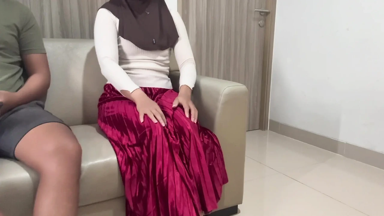 Fucking My Friend’s Wife Who Came Home