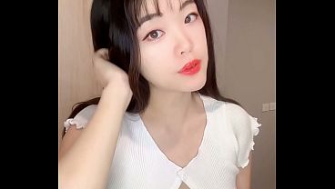 Macy試身室新年首場魅惑 黑色旗袍下的情慾綻放 香港av女王自主挑逗實錄