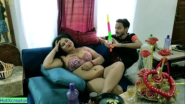 Bokep India: Bhabhi Hot Rayakan Ulang Tahun Dengan Goyangan Ngewe Bareng Kekasih Muda!
