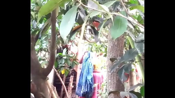 Gadis India Mandi Telanjang