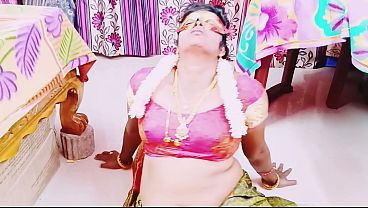 Desi Bhabi Bohot Horny Hai, Swamiji Ke Saath Chudai Karte Hue Apne Pati Ko Dhoka Dete Hue Telugu Mein Gandi Baatein Karti Hai.
