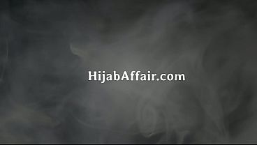 Ibu Tiri Arab Mengira Kontolku Adalah Lampu, Sampai Ujungnya Basah Bergetah