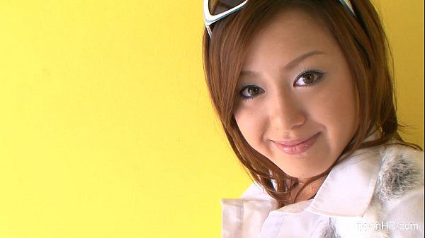 Remaja Jepang Menggoda Diri Sendiri