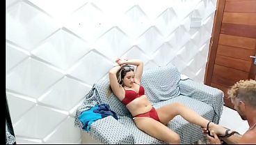 Ibu Mertuaku Yang Masih Muda Sendirian Di Rumah, Haus Banget, Begitu Aku Datang Langsung Dia Bujuk Biar Aku Nusuk Lubang Sempitnya Sampai Keluar Semua. Vagninho E Vivi Capetinha.