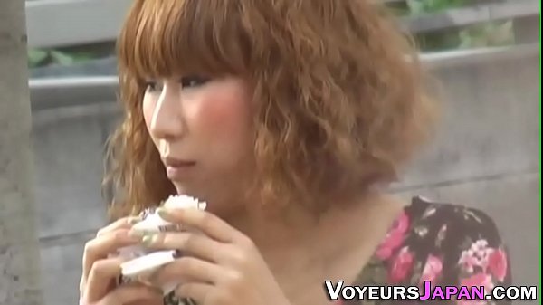 Cewek Jepang Manjain Memek Basah