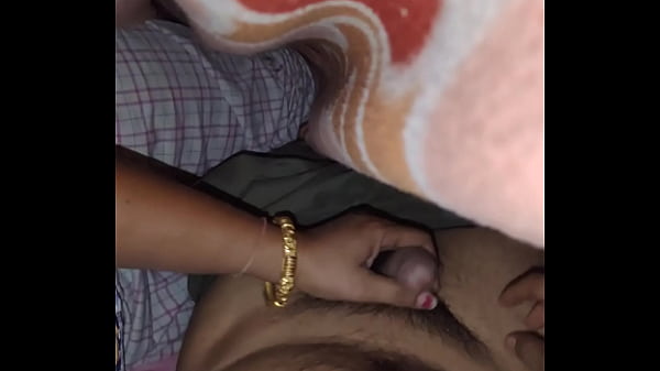 Maa Ki Saath Pehli Raat Ka Jismani Anubhav