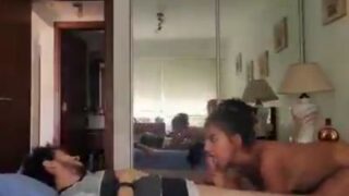 18 Tahun, Cewek Delhi, Mulutnya Penuh, Ngeblowjob Khas India