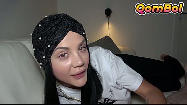 Ngocok Bareng Kakak Tiri Jilbab Turki Elnaz, Nikmat Banget!