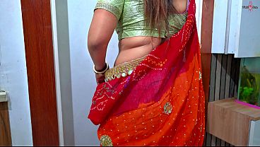 Bhabhi Desi Ghar Ki Kitchen Mein Doodh Wale Ka Bill Chukane Ke Liye Zor Ki Chudai Karti Hai, Hindi Audio Ke Saath.