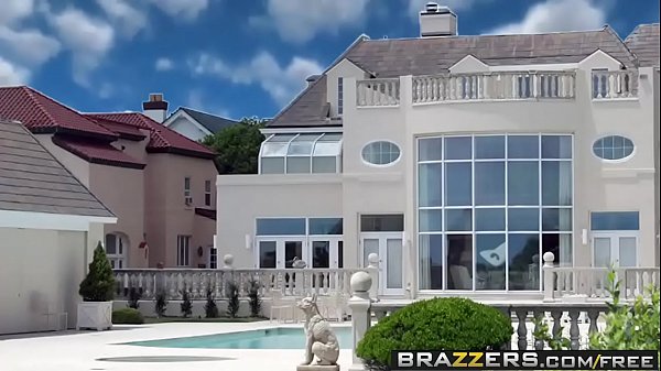 Nonton Brazzers – Pantat Gede Doi Suka Yang Besar – Dua Kontol Sekaligus Di Memek Dan Di Dubur, Bintang Film Angelina Valentin