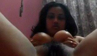 Bokep Cewek Seksi West Bengal Ngewe Sendiri Bikin Muncrat.