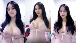 Remas Buah Dada Sheeila Indy Makin Binal, Sampai Merem Melek Nikmatnya