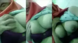 Ukhti Yang Punya Toket Gede Bulat Bikin Sange, Bikin Pengen Mainin Terus.