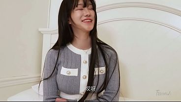 Korea – Celana Becek Basah Kenceng Si Cewek Kantor Bikin Kontol Berdiri