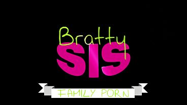 Gracie Gates & Brookie Blair Bilang Ke Stepbro: “kita Semua Bisa Ngentot Dulu, Baru Ke Pantai”