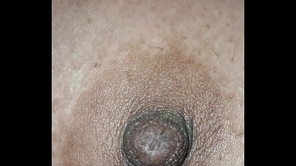 Desi Cewek Montok, Pentilnya Keliatan Jelas, Bikin Ngiler.