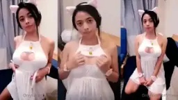 Miera Onlyfans Pake Kostum Kucing, Bikin Greget Pengen Gigit Kupingnya