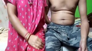 Pembantu Ngentotin Majikan Perempuan Jalang Di Video Sex Tante