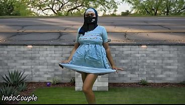 Hijab Pelajar Muslim Jogging Di Tempat Umum, Ngewe Bayar Kontan Biar Dapet Duit.