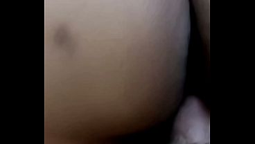 سكس عربي نار 🔥 شرموطة طيزها ضخمة تركب زب عشيقها السعودي بقوة ونيك جامد جديد