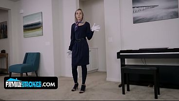 Stepsister Allie Nicole Terima Pancutan Panas Dari Kakak Tiri Yang Ngebet Banget