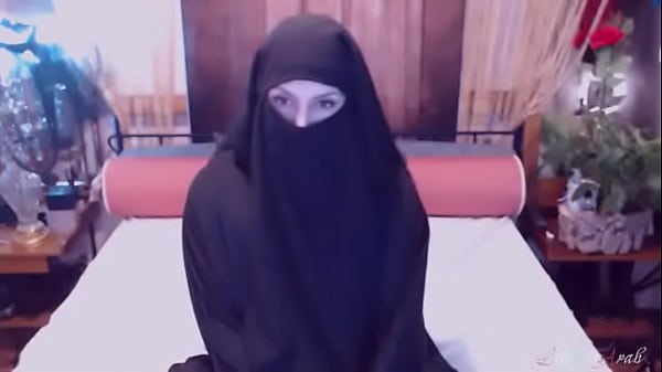 Guru Ngajarnya Digodain Sama Cewek Arab Nakal, Sampe Minta Dibayar Pake Cara Kotor.